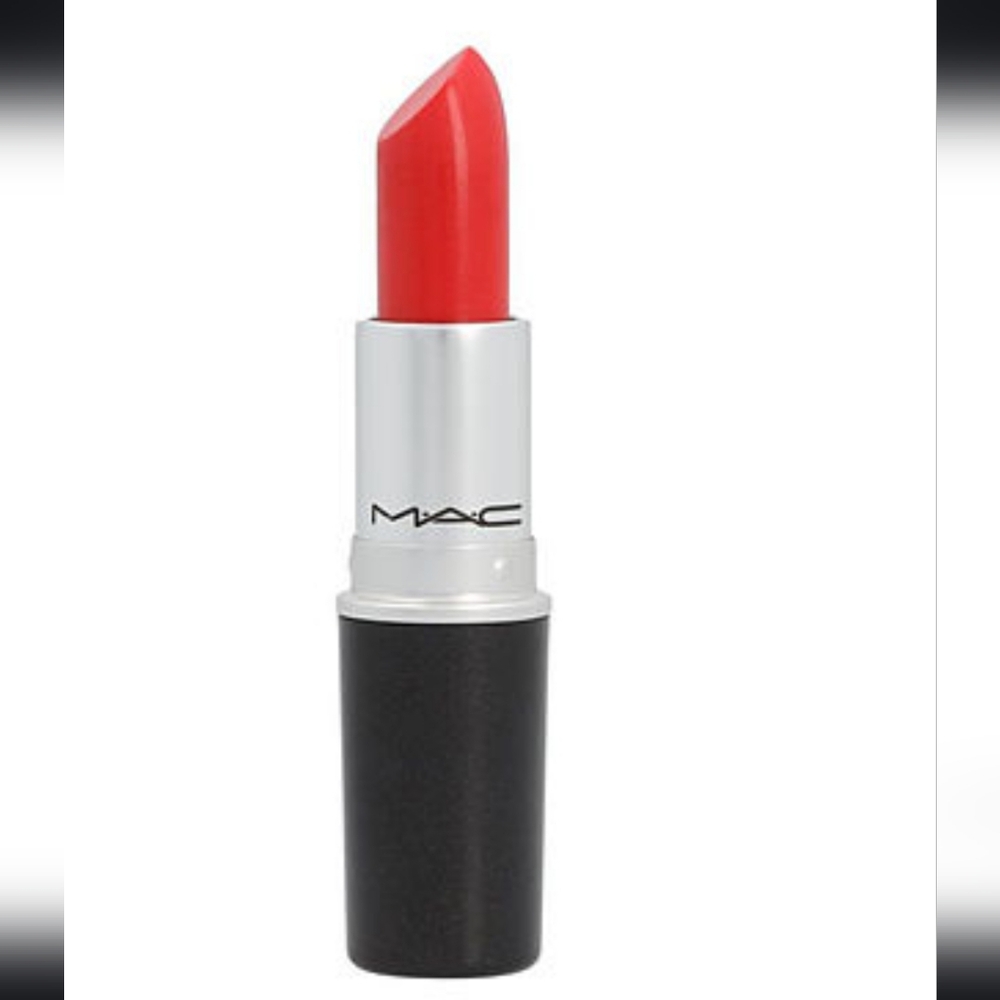 New MAC CREMESHEEN LIPSTICK in Sweet Sakura 233